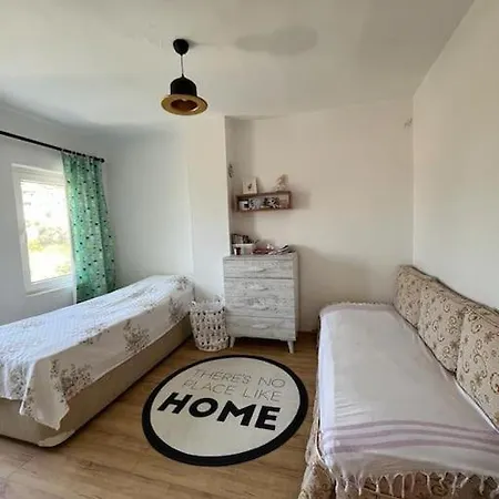Deniz Manzarali Muestakil Villa